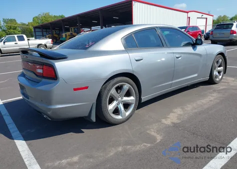 2013 Dodge Charger Sxt from USA, damaged, VIN 2C3CDXHG0DH615651